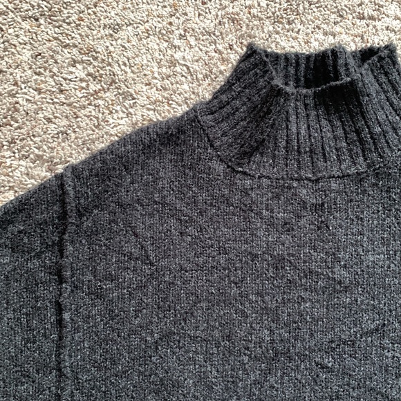 Line Mock Neck Wool Knit Sweater Pullover - Picture 2 of 12